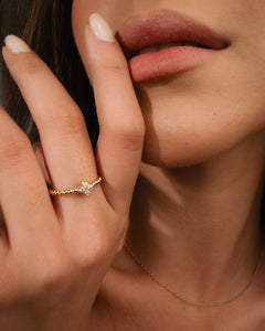 Fleur Diamantový Prsten|Materiál:18k žluté zlato