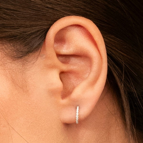 Small Semi Hoop Diamantové Náušnice|Materiál:18k bílé zlato