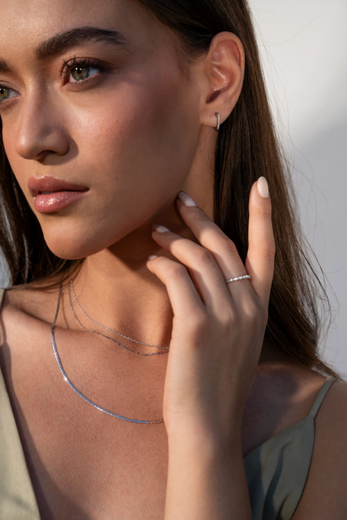 Lumière V Diamantové Náušnice|Materiál:18k bílé zlato