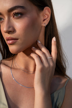 Lumière V Diamantové Náušnice|Materiál:18k bílé zlato