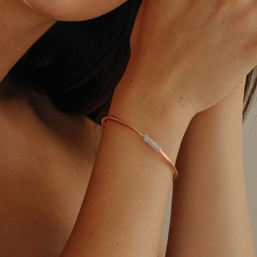 Pavé Bar Cuff Diamantový Náramek